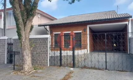 Casa para locação com 04 dormitórios sendo 01 suíte-250 m²- No bairro Jardim das Industrias