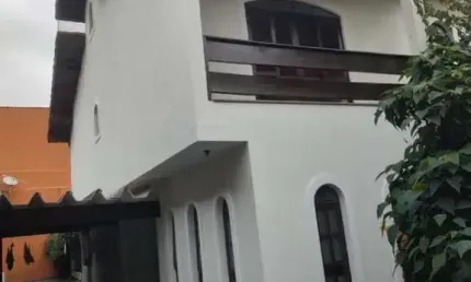 Casa para Venda em São Paulo, Parque Guaianazes, 3 dormitórios, 3 suítes, 2 banheiros, 6 vagas