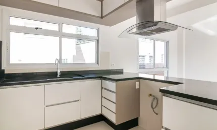 SOBRADO NOVO, PRONTO PARA MORAR OLHA ESTA SALA E COZINHA!