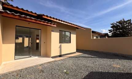Casa com 2 quartos à venda na Rua Camilo Castelo Branco, 109, Quinta dos Açorianos, Barra Velha