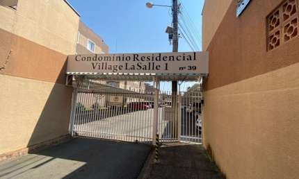 Apartamento com 3 quartos  à venda, 52.54 m2 por R$230000.00  - Pinheirinho - Curitiba/PR