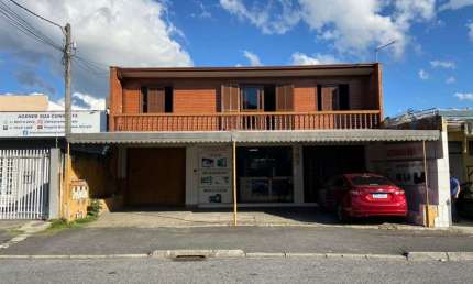 Sobrado com 4 quartos  à venda, 306.00 m2 por R$1700000.00  - Pinheirinho - Curitiba/PR