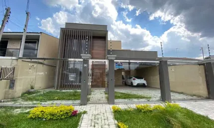 Casa Residencial com 3 quartos  à venda, 251.00 m2 por R$1750000.00  - Sitio Cercado - Curitiba/PR