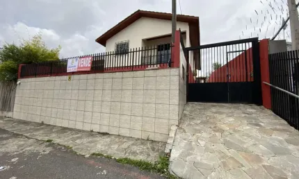 Casa Residencial com 2 quartos  à venda, 60.00 m2 por R$590000.00  - Capao Raso - Curitiba/PR