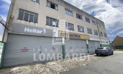 Apartamento com 1 quarto  para alugar, 35.00 m2 por R$1150.00  - Pinheirinho - Curitiba/PR