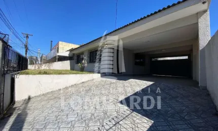 Casa Comercial para alugar, 250.00 m2 por R$5000.00  - Pinheirinho - Curitiba/PR
