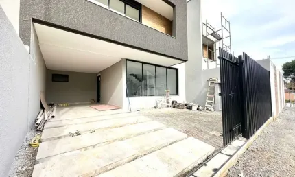 Sobrado com 3 dormitórios à venda, 198 m² por R$ 1.450.000 - Centro - São José dos Pinhais/PR