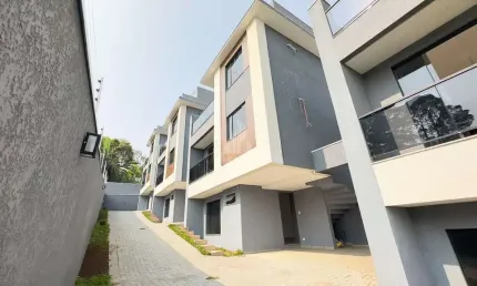 Casa com 3 quartos à venda no Guabirotuba, Curitiba 