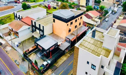 Sobrado com 4 dormitórios à venda, 600 m² por R$ 3.150.000 - Afonso Pena - São José dos Pinhais/PR