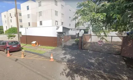 Apartamento a Venda no Condomínio Vista Bela 3, na região norte em Londrina, com 47 m&#178;, ACEITA PERMUTA por casa, Londrina,Pr.