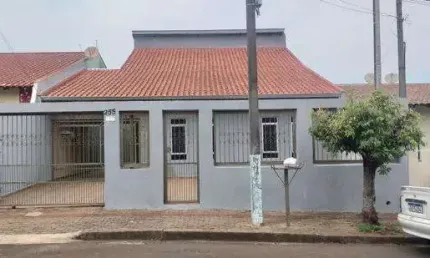 Casa a VENDA em Londrina, Assobradada de 250 m&#178; - 4 dormt. - próximo á Expo Ney Braga