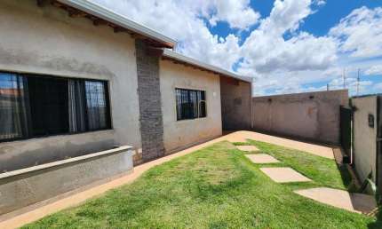 Casa com 3 quartos à venda na Rua Pedro Fertonani Jardim Verona, 150, Jacutinga, Londrina