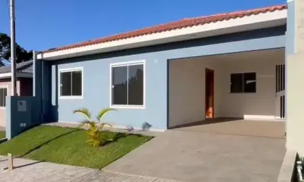 Casa em condomínio fechado no Contorno com 3 quartos, suíte e amplo espaço nos fundos