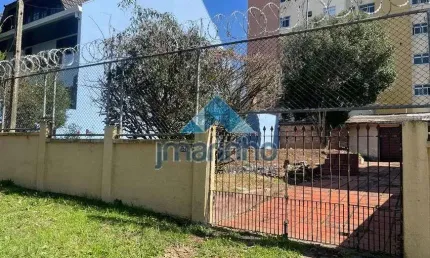 Terreno ZR4 com 294 m² no Água Verde - Curitiba - PR - REF. 8697
