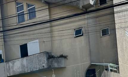 Oportunidade ideal para sua família, amplo sobrado triplex, próximo a Av.Salgado Filho