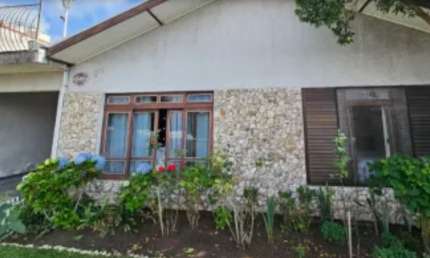 Casa com 3 quartos à venda na Rua Nicolau Scheffer, 541, Santa Cândida, Curitiba