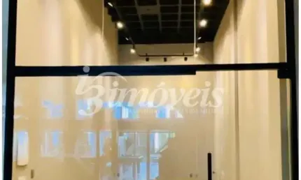 PERFEITO PARA A SUA EMPRESA, Sala TÉRREA para locação dentro de um Edifício Comercial na Praia Brava em Itajai/SC com grande visibilidade de quem passa.