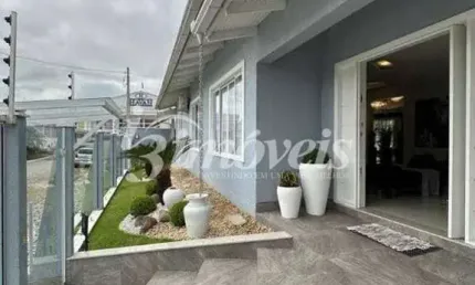 Casa à venda, 3 quartos sendo 2 suítes, 3 vagas, Bairro São Judas, Itajaí-SC