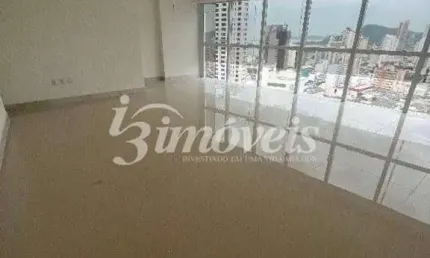 Sala comercial para alugar na Rua Cônego Thomaz Fontes, Centro, Itajaí