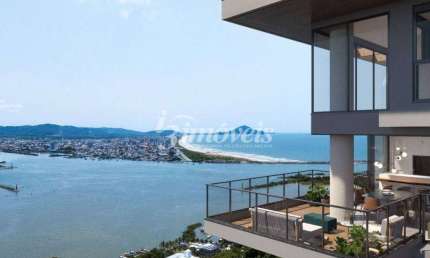 Apartamento à venda no caminho da praia de Cabeçudas, 3 suítes, 2 vagas, Ed. Casa Atalaia 47, Bairro Fazenda, Itajaí-SC