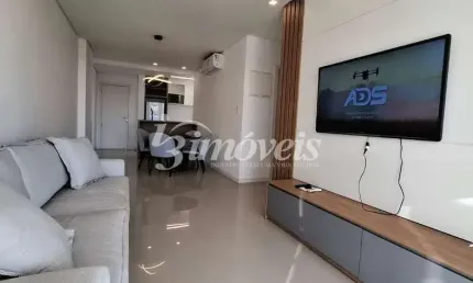 Apartamento totalmente mobiliado, equipado e decorado para aluguel anual com ótima localização no bairro vila operária em itajai/sc.