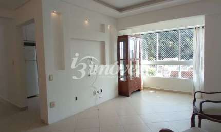 Apartamento Semimobiliado para locação anual, 3 quartos (sendo 1 suíte), 1 vaga, Edifício Buganvília, Bairro  Fazenda, Itajaí-SC .