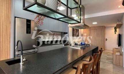 Apartamento para locação anual, mobiliado, decorado e equipado, com 3 quartos (sendo uma suíte), 2 vagas de garagem, Amores da Brava Clube House, no bairro Praia Brava, Itajaí-SC