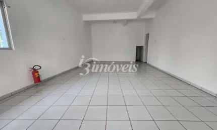 Sala Comercial Térrea para Locação Anual, 40m², no Centro de Itajaí-SC