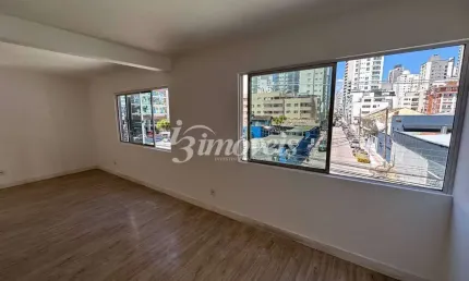 Sala, para locação anual, 43m² , Bairro Centro, Balneário Camboriú-SC.
