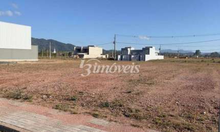 Terreno à venda, 300m², localizado no loteamento Seu Leopoldo, bairro Pocinhos,  Ilhota -SC