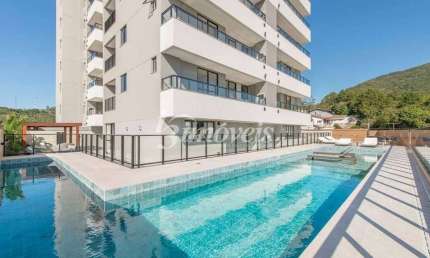 Residencial Catania - Apartamento mobiliado à venda com 3 quartos sendo 1 suíte e 2 vagas de garagem, Bairro Fazendinha, Itajaí