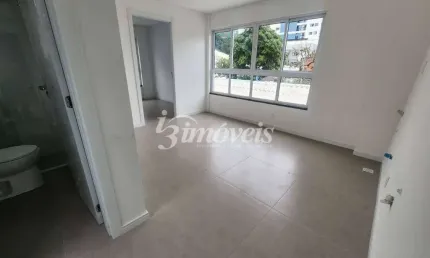 Apartamento para Locação anual, Semimobiliado, Novo, 30m² privativos, 1 quarto, 1 banheiros, Bairro Fazenda, Itajaí-SC