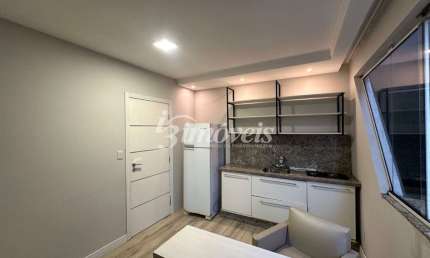 Apartamento loft para locação anual mobiliado,  , garagem para moto ou bicicleta, na 4ª Avenida  ,no bairro Centro, Balneário Camboriú-SC