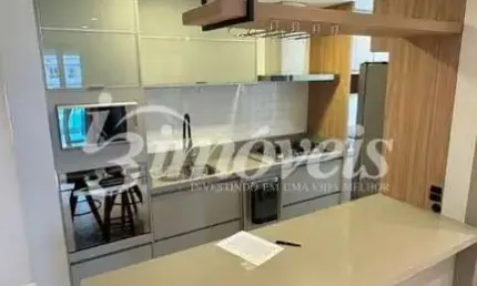 Apartamento à venda, com dois quartos (sendo uma suíte), finamente mobiliado e equipado, com vaga dupla de garagem, em condomínio fechado, Residencial Jardins de Burle Marx, Bairro São João, Itajaí SC