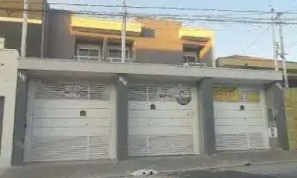 'Sobrado Novo a Venda: 3 Dormitorios, 1 Suite e 2 Vagas – 120m2 de Conforto!'