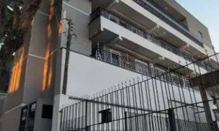 Apartamento com sacada e 2 quartos com 44mts, 1 banheiro a venda, 44 m2