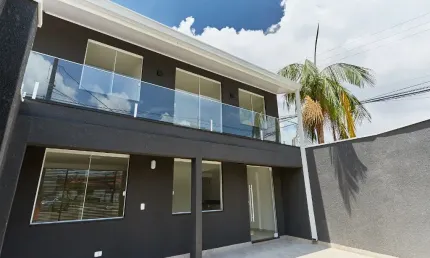 Casa com 3 quartos à venda na Rua Capitão Leônidas Marques, 1149, Uberaba, Curitiba