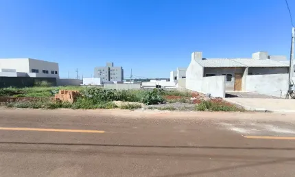 Um excelente terreno está à venda no bairro floresta