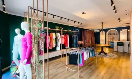 Vendo loja/Boutique de roupas femininas, com 10 anos de mercado