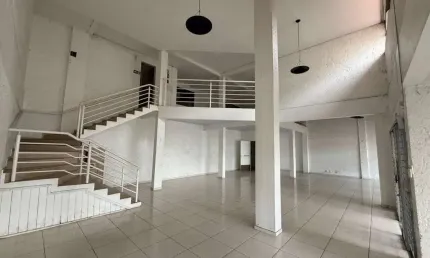 Sala comercial para alugar na Avenida General Osório - D, 809, Centro, Chapecó por R$ 7.955