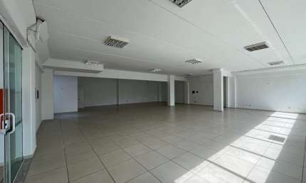 Sala comercial para alugar na Rua Condá - D, 411, Centro, Chapecó por R$ 7.780