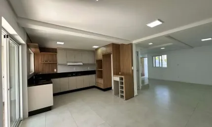 Casa com 3 quartos à venda na Rua Victório Bê Filho, 684, Paraíso, Chapecó por R$ 890.000