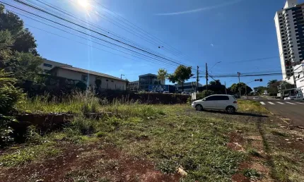 Terreno à venda na marechal deodoro da fonseca esquina com 14 de agosto, 491, maria goretti, chapecó por r$ 2.800.000