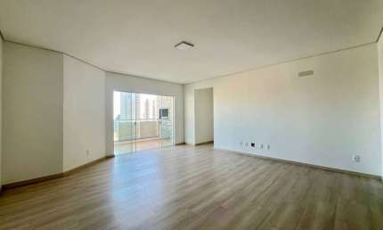 Apartamento com 3 quartos à venda na Rua Rui Barbosa - D, 35 E, Centro, Chapecó por R$ 1.140.000