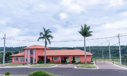 Terreno à venda na Sulastiano Muller, 909, Santos Dumont, Chapecó por R$ 450.000