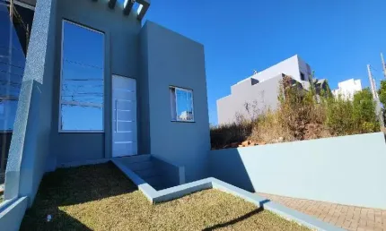 Casa com 2 quartos à venda na Rua Arita Gambetta Favero, 80, Desbravador, Chapecó por R$ 499.000