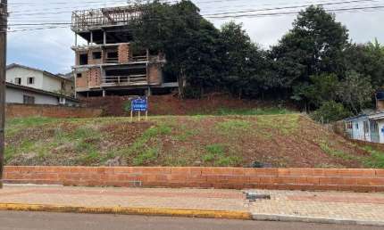 Terreno à venda na Rua França, 401 E, Passo dos Fortes, Chapecó por R$ 560.000