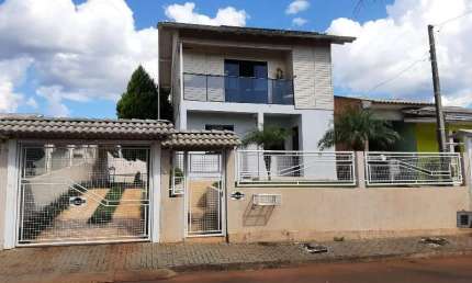 Casa com 3 quartos à venda na Das Bromélias, 483, Di Fiori, Guatambú por R$ 800.000