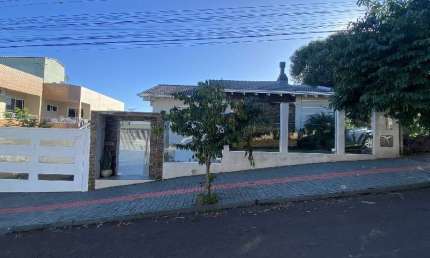 Casa com 3 quartos à venda na Rua Cuba - E, 335 D, Líder, Chapecó por R$ 1.700.000