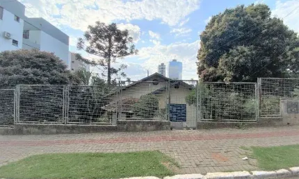 Terreno à venda na Avenida General Osório - D, 71, Centro, Chapecó por R$ 4.430.000